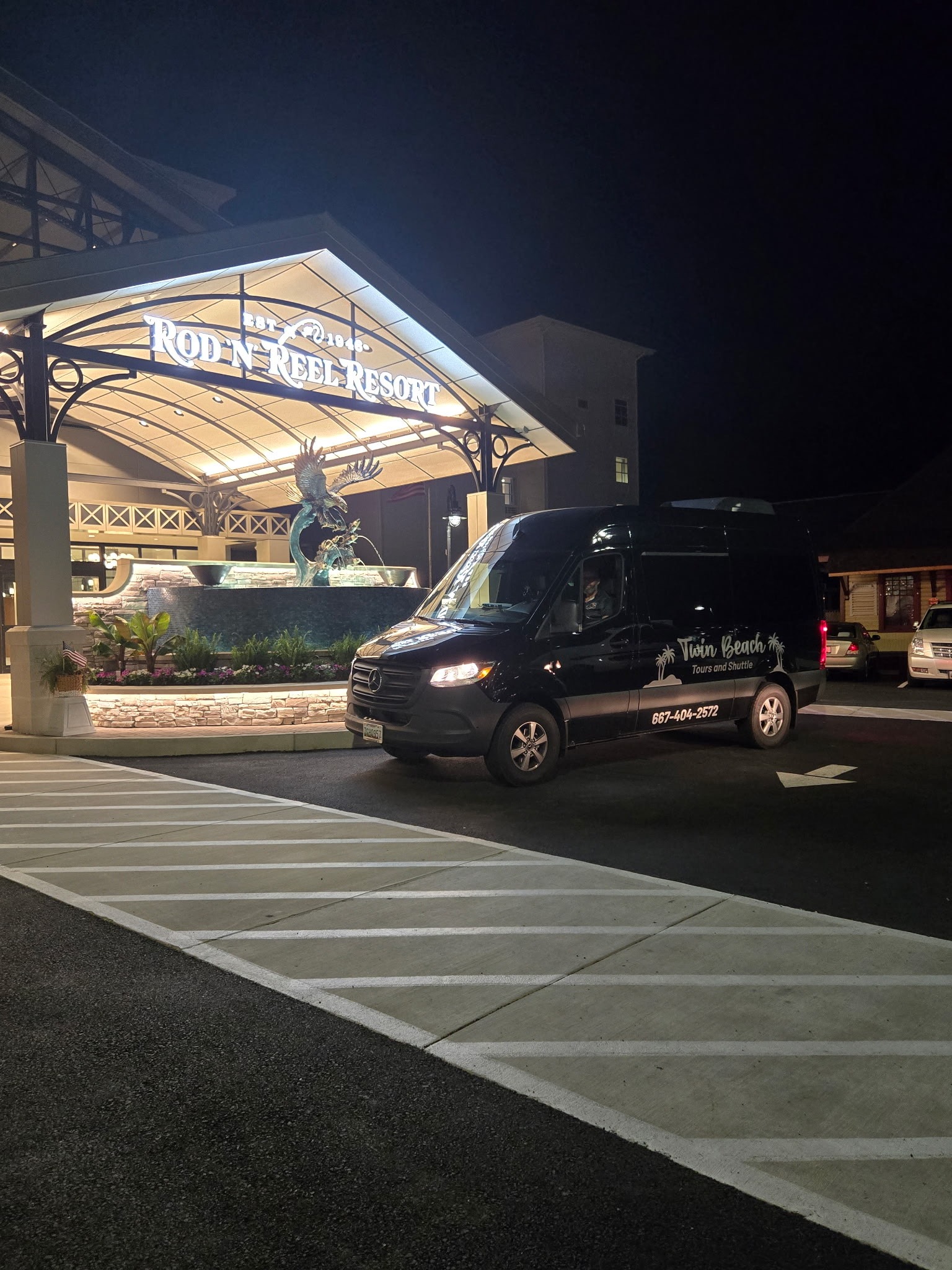 Twin Beach Tours shuttle